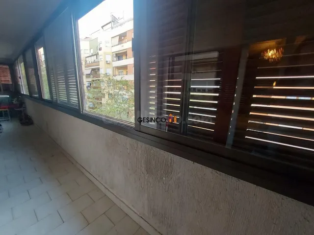 PISO PARA REFORMAR EN QUINTA PLANTA CON ASCENSOR