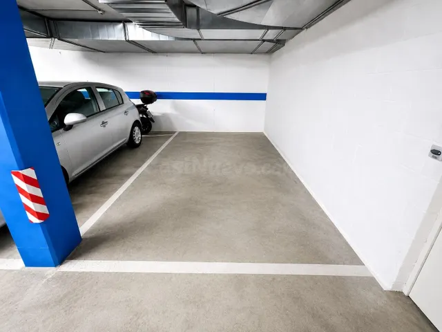 Plaza de Parking en venta en el Canal