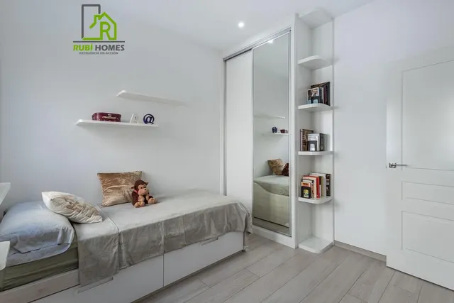 PISO EN VENTA - GRANADA (C/Recogidas) — 27