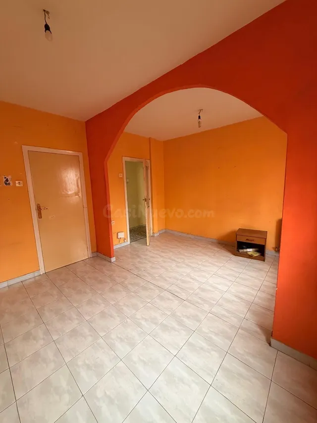 Oportunidad en Valladolid: Piso a Reformar en Rondilla - San - foto 3