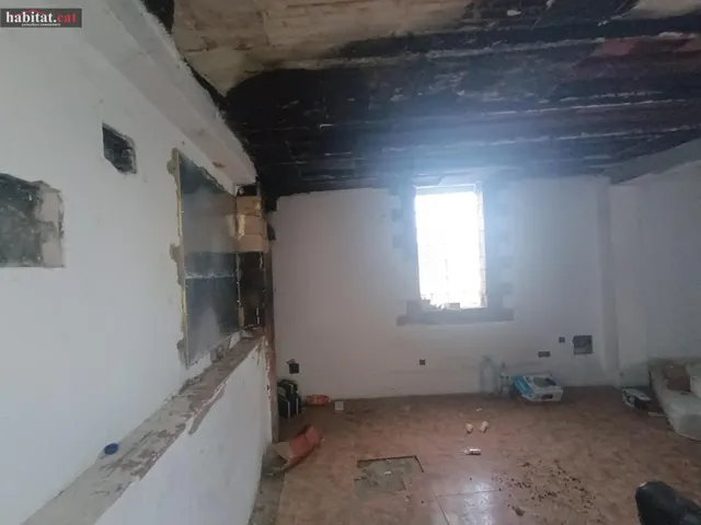 VIVIENDA RÚSTICA A REHABILITAR CON TERRENO — 10