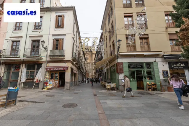 ¡Oportunidad única en el corazón de Granada! — 43