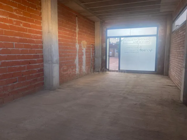 OFICINA/LOCAL EN ALQUILER EN CENTRO DE NEGOCIOS SUR - foto 4