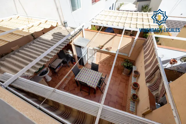 AMPLIA Y PRECIOSA CASA LISTA PARA ENTRAR A VIVIR!! - foto 4