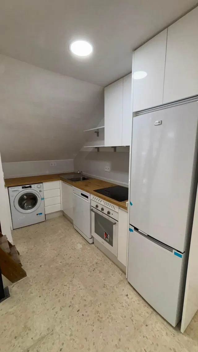PISO EN PLANTA BAJA BARRIO EL NARANJO — 10