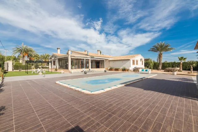 Chalet independiente de lujo en suelo urbanizable — 5