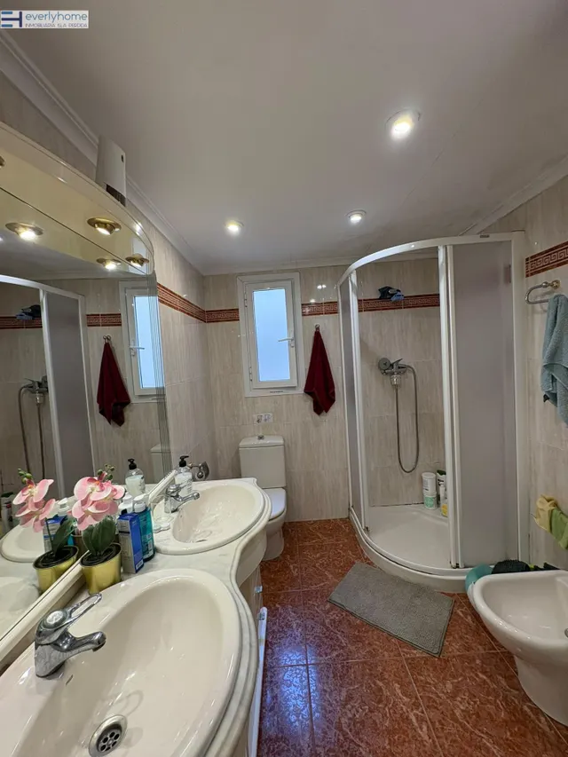Habitación en alquiler en Ayora, Valencia | Larga estancia | Disponible el 1 de noviembre — 7