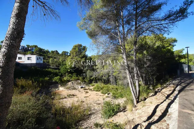 PARCELA SOLEADA DE 675 m2 LISTA PARA CONSTRUIR — 6