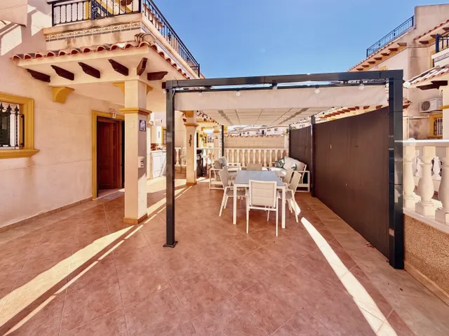 Casa 3 habitaciones 86m² en venta - La Zenia — 2
