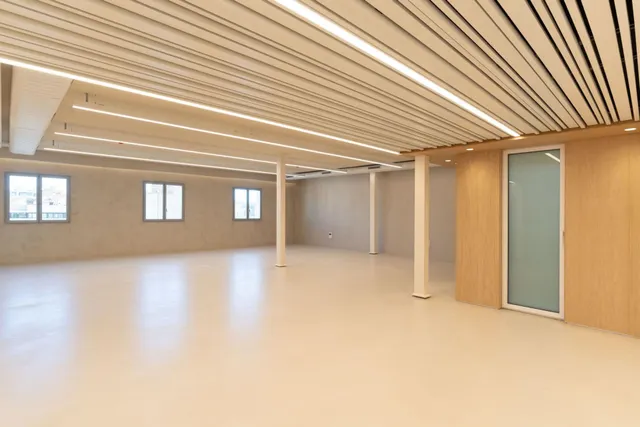 Oficina 232m² en alquiler - Eixample — 12