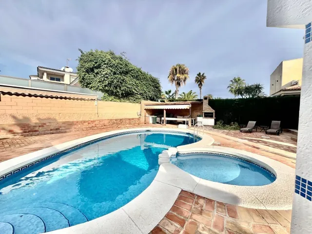 Exclusiva villa de lujo en La Mata, cerca del mar - foto 5