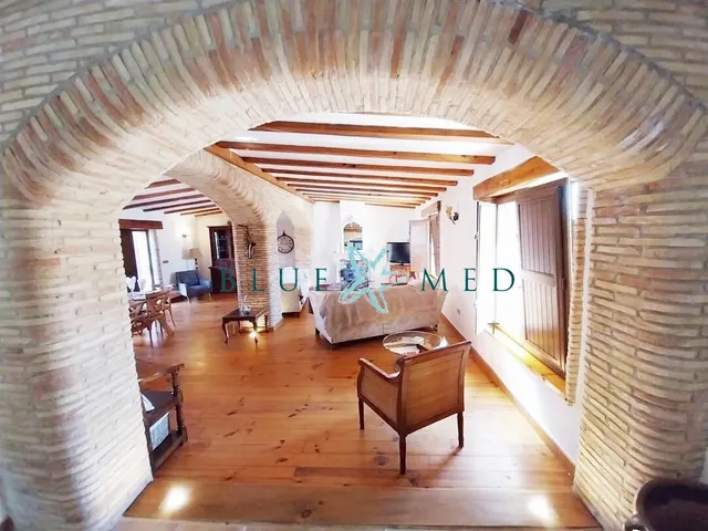 Sorprendente casa de campo con 4 dormitorios y 3 baños. - foto 4