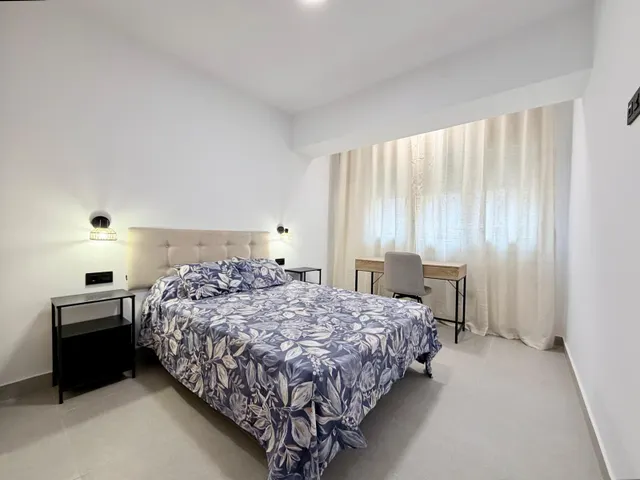 Precioso piso totalmente reformado en alquiler de larga temporada — 26