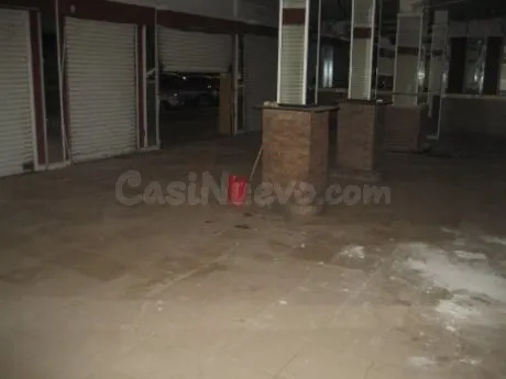 Local comercial 190m² en alquiler - Luis Montoto - Santa Jus - foto 5