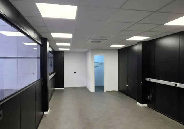 Nave Industrial en Alquiler – 8m de Altura y 130 kW — 7
