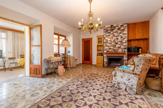 GRAN CHALET EN EL PRECIOSO PUEBLO DE GALILEA — 15