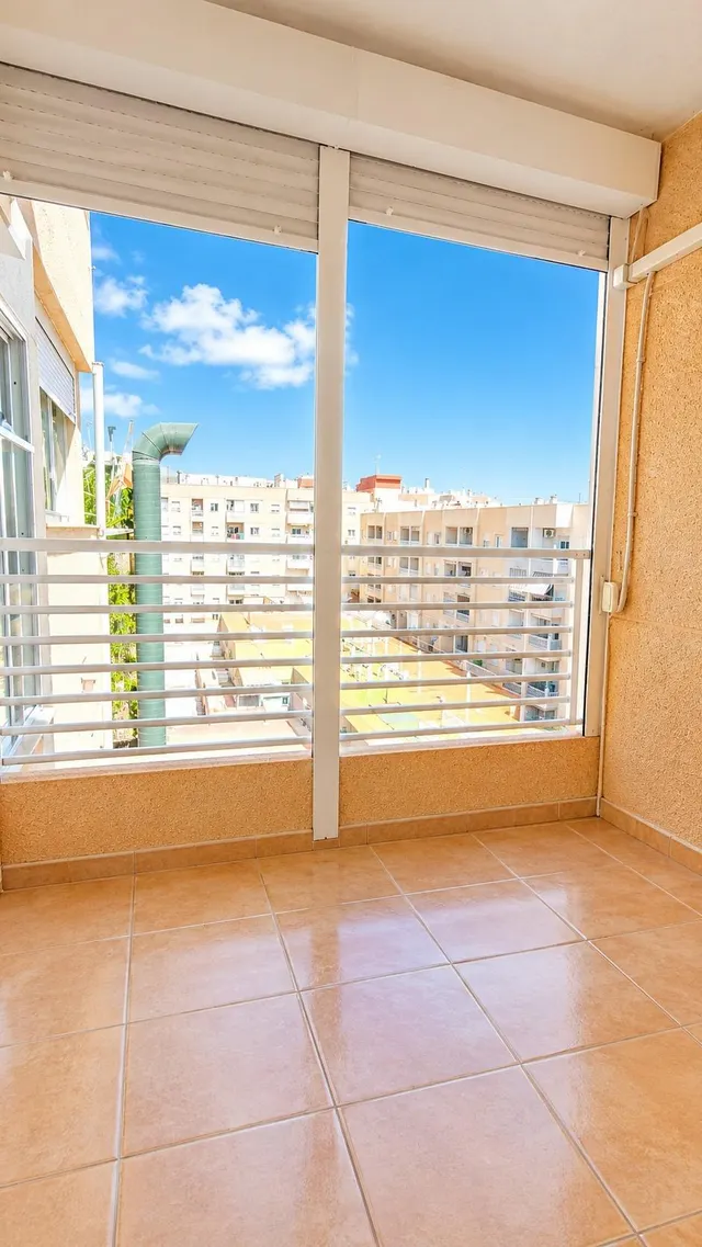 Ático en el centro de Torrevieja — 6