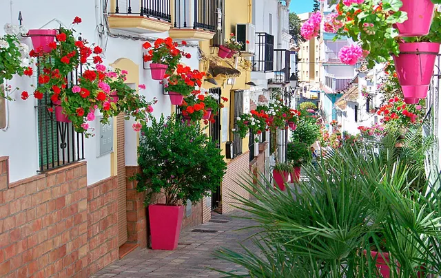 Apartamento de 3 dormitorios y 2 baños cerca de Estepona Golf — 21