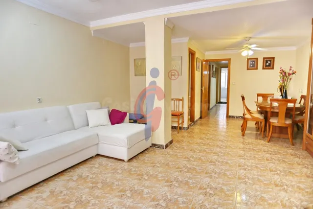 Local con posibilidad de conversión a vivienda a un paso del
