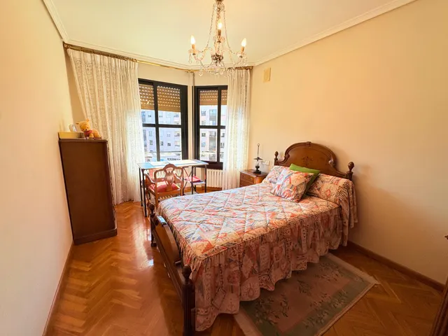 Amplio piso centrico — 23