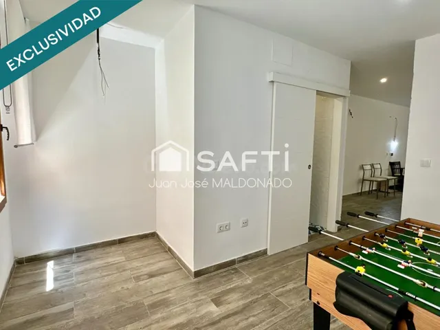 Tu refugio moderno en el corazón de Benicarló: Espacio, diseño y una terraza para soñar. — 46