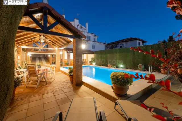 VIVIENDA PAREADA EN MONTELUZ — 4