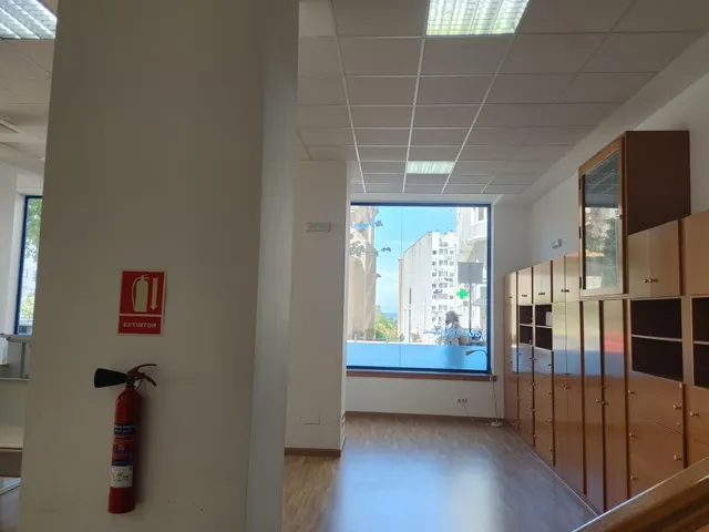 Local comercial 389m² en venta - Santa Margarita-Los Puentes — 13