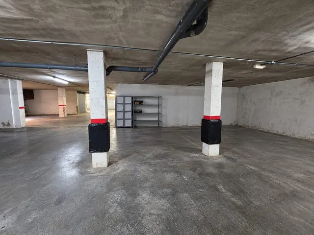 Estupendo piso con plaza de garaje en La Unión — 30