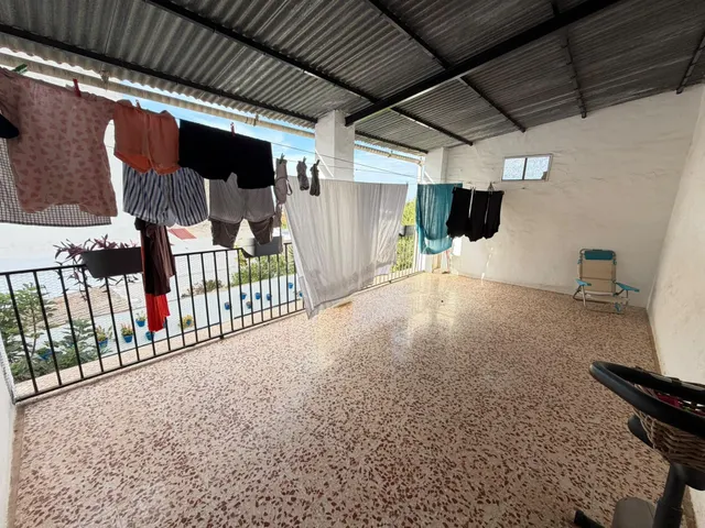 Amplia Casa en Alameda, Andalucía - Ideal para Entrar a Vivir — 33