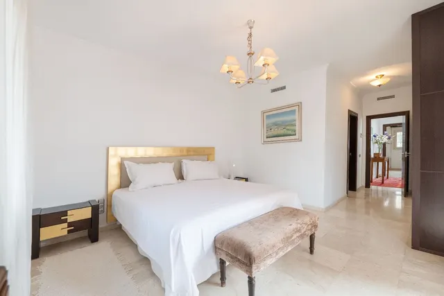Villa 4 habitaciones 375m² en alquiler - Marbella — 6