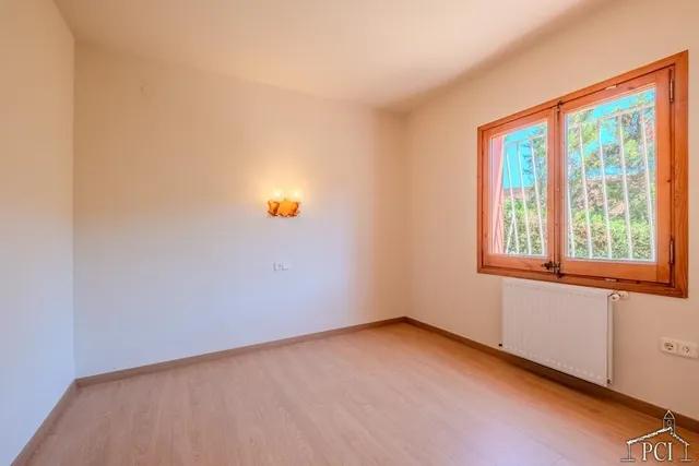 CHALET CON LICENCIA TURÍSTICA Y PISCINA PRIVADA - CALONGE — 32