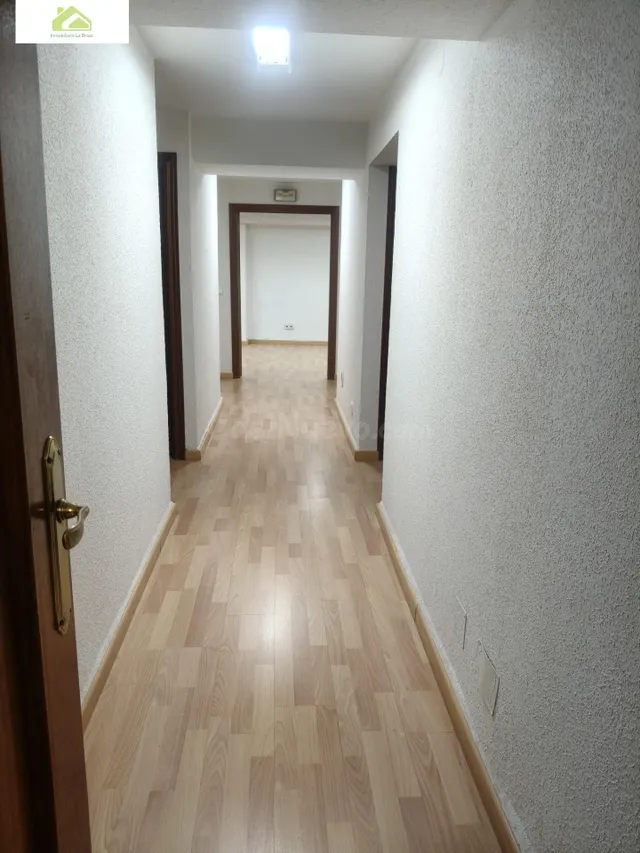 OFICINA EN VENTA EN ZONA DE LA MARINA — 3