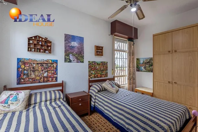 Gran casa con parcela y piscina en Cájar — 22