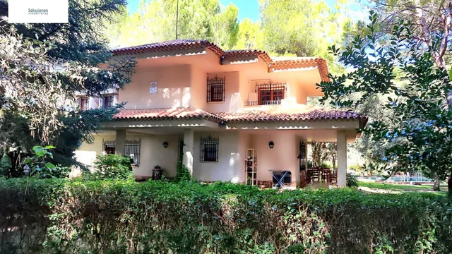 Chalet en los Pinares del Júcar — 8