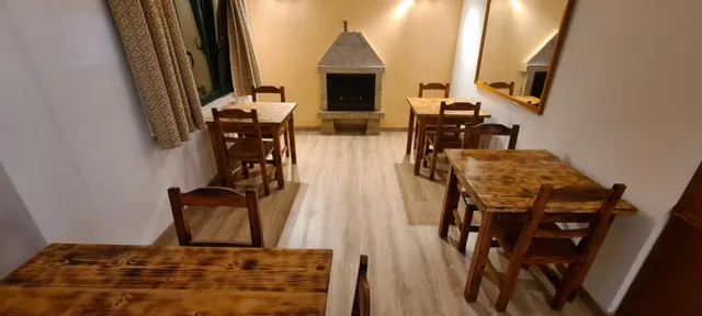 CASA REFORMADA USO HOTELERO EN SANTA COMBA — 14