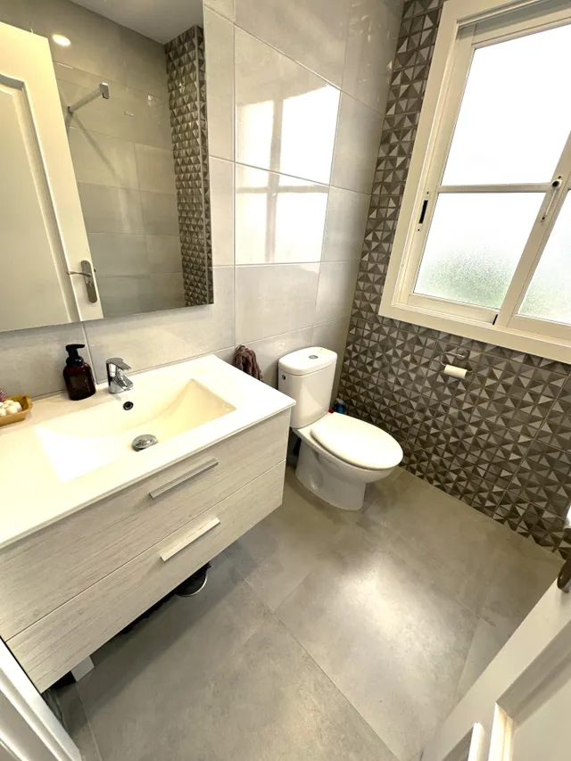 Chalet con piscina — 22