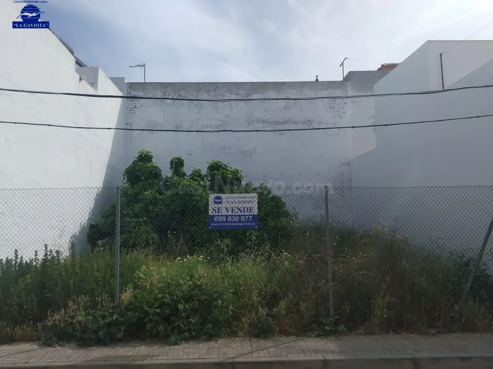 SE VENDE PARCELA EN CARRETERA MEDINA