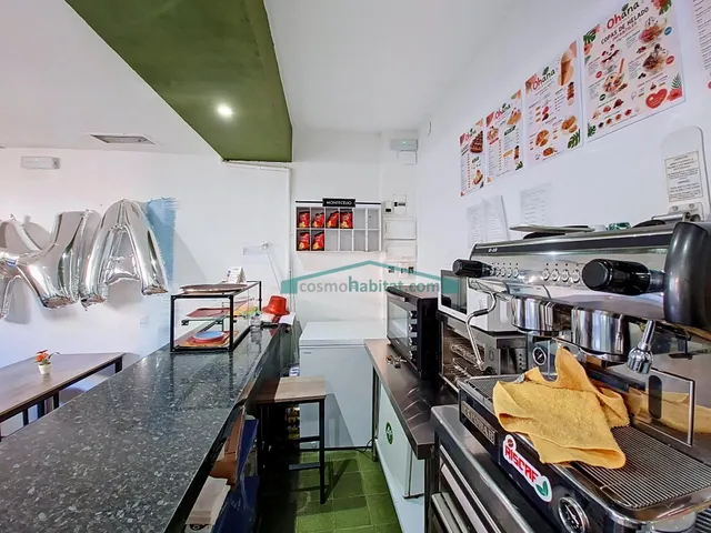 Se traspasa ludoteca-cafetería en Tavernes Blanques — 12