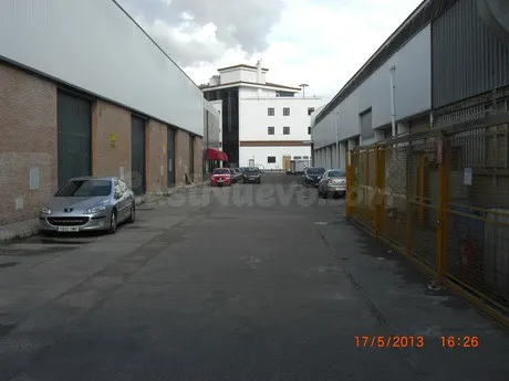 Nave industrial 200m² en alquiler - Sevilla - foto 2