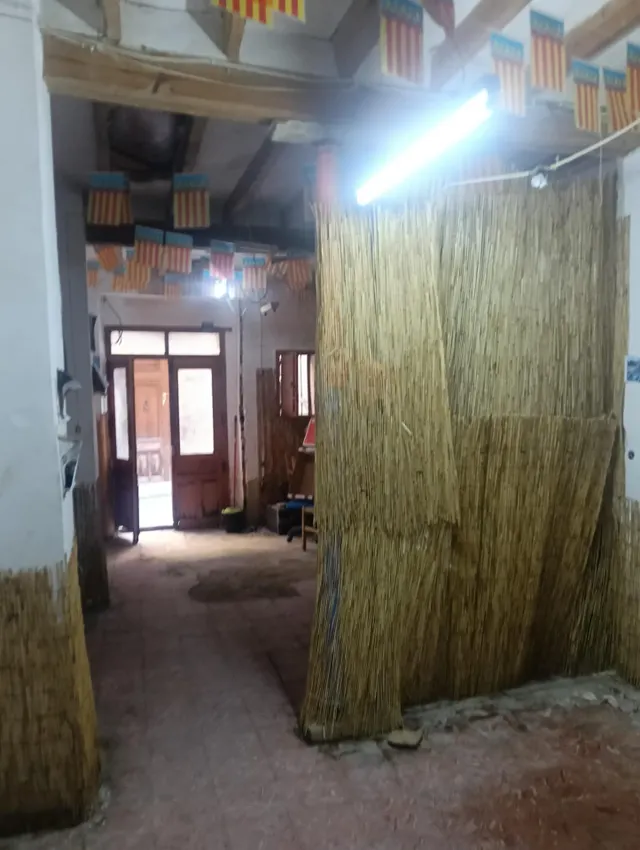 Oportunidad de Inversión en Sella: Casa de Pueblo para Reformar por solo €59,000 — 7