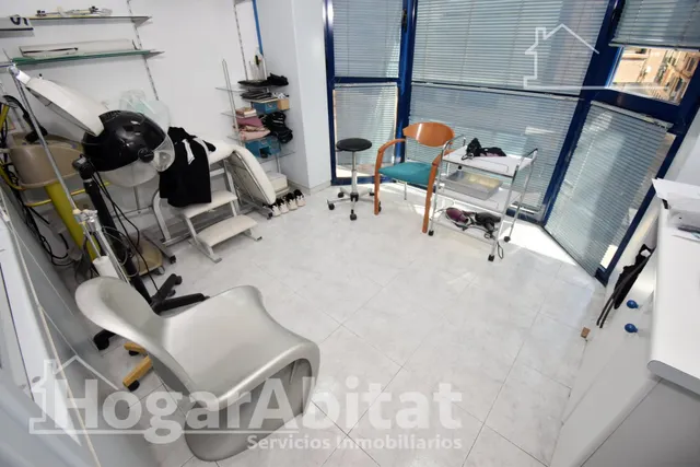 Amplia casa con terraza y muchas posibilidades en casco histórico — 15