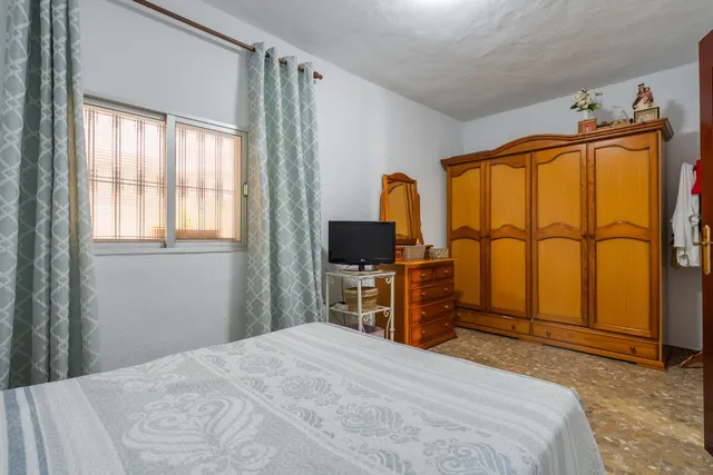 CASA DE DOS PLANTAS EN VENTA — 11