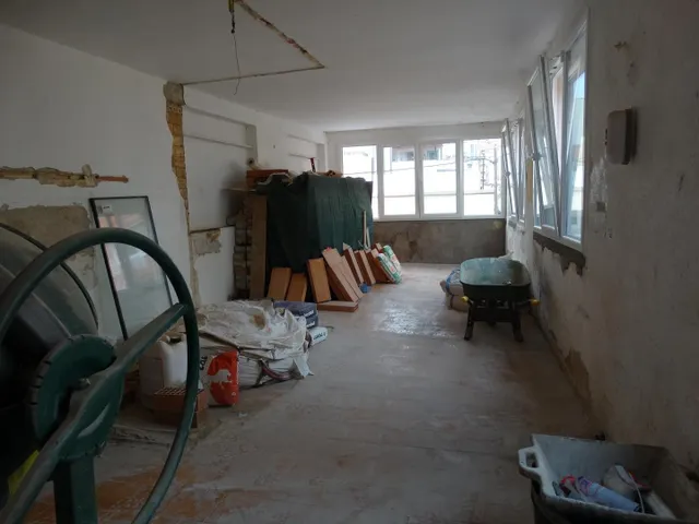 Piso para reformar a tu gusto - 3 dormitorios - 3 calles - Ventanas nuevas — 10