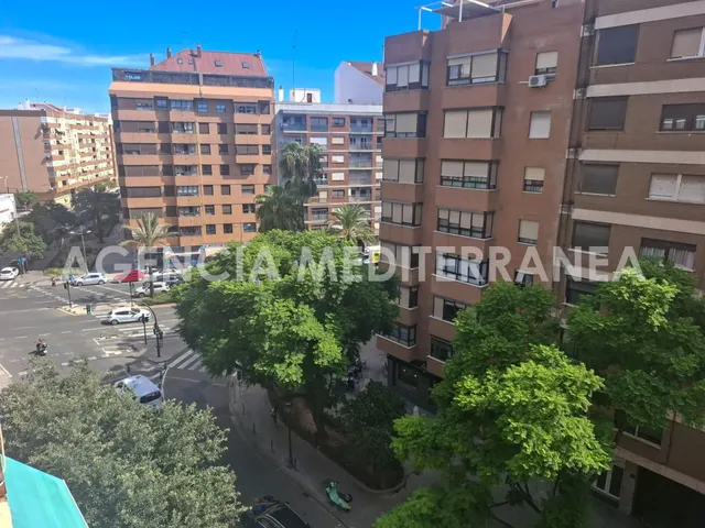 Piso en venta en Valencia, para reformar, — 9