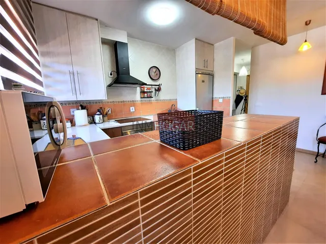 PISO EN VENTA EN NAVALUEGA, EN EL CENTRO DEL  PUEBLO — 16
