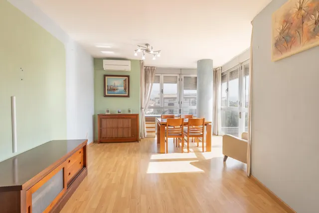 ¡¡¡amplio piso de 3 dormitorios, 2 baños, cochera y trastero, por solo 179.900 €!!! — 38