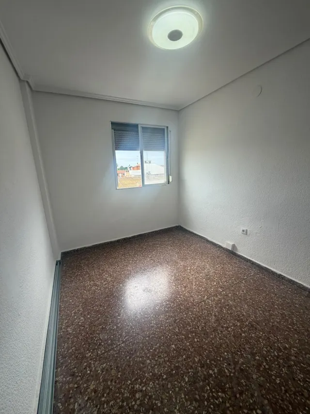Piso en Alaquas con galería y despensa — 11