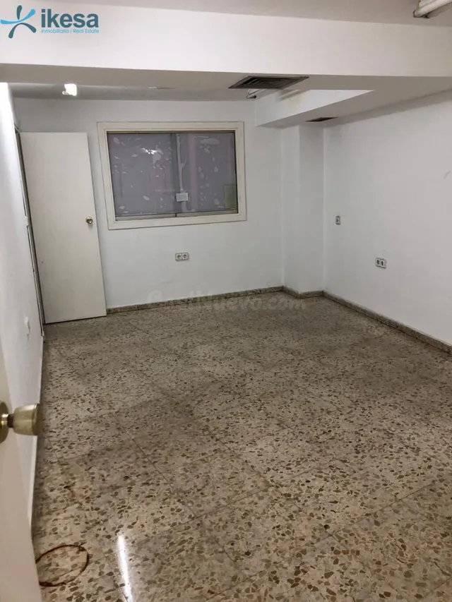 Venta de oficina en el centro de Huelva. — 4