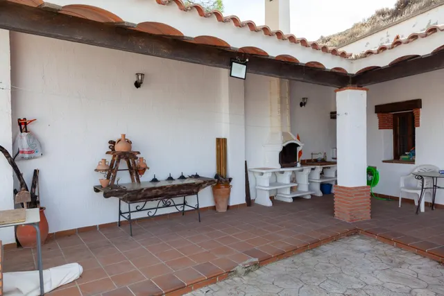 Se Vende Casa Cueva en BENAMAUREL — 23