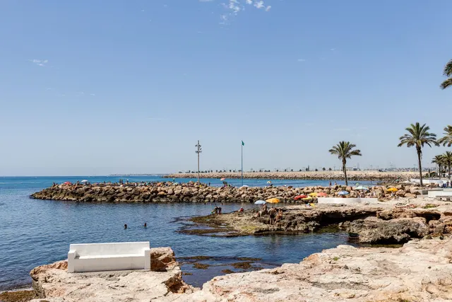 BAR / RESTAURANTE EN VENTA EN TORREVIEJA, ZONA PLAYA DEL CURA — 28